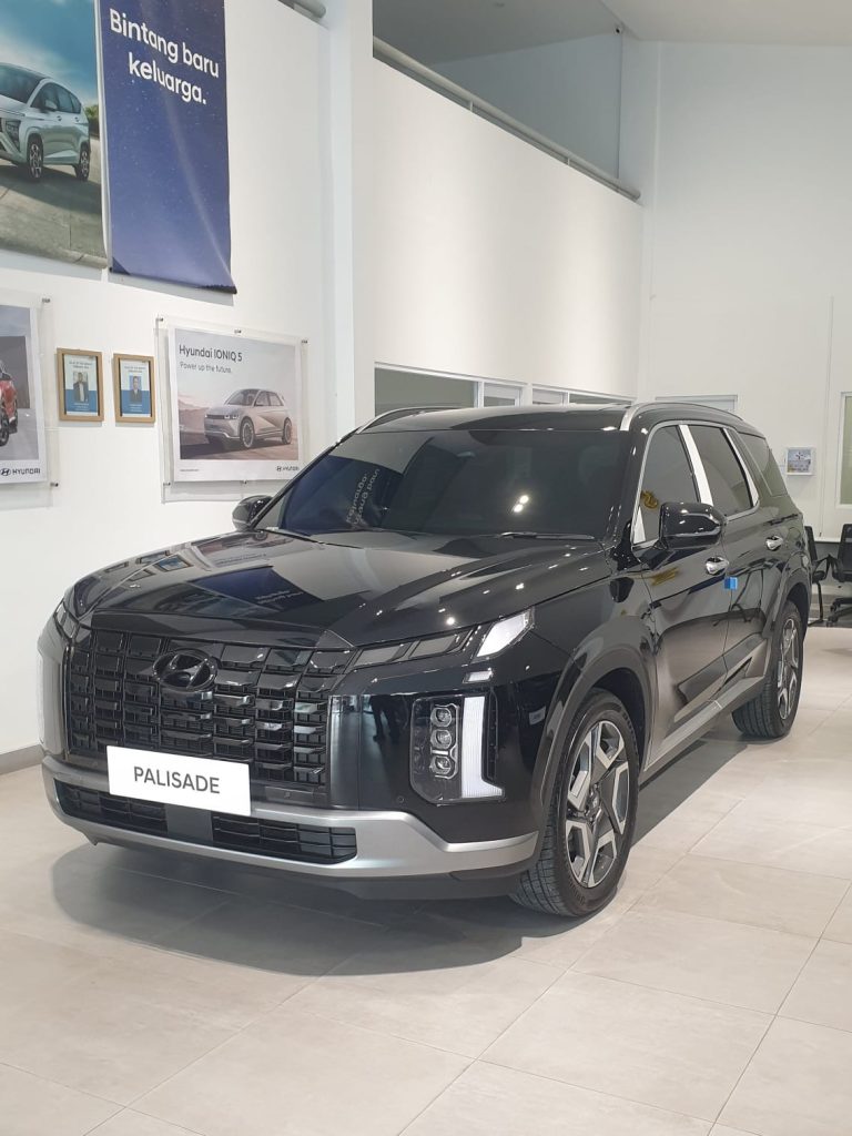 Hyundai Palisade Signature AWD 2025 Indonesia Black 1