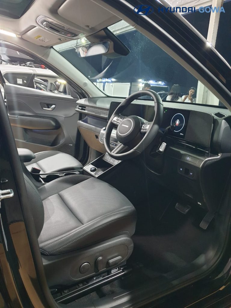 Interior KONA Indonesia 2024-2025 Black 1
